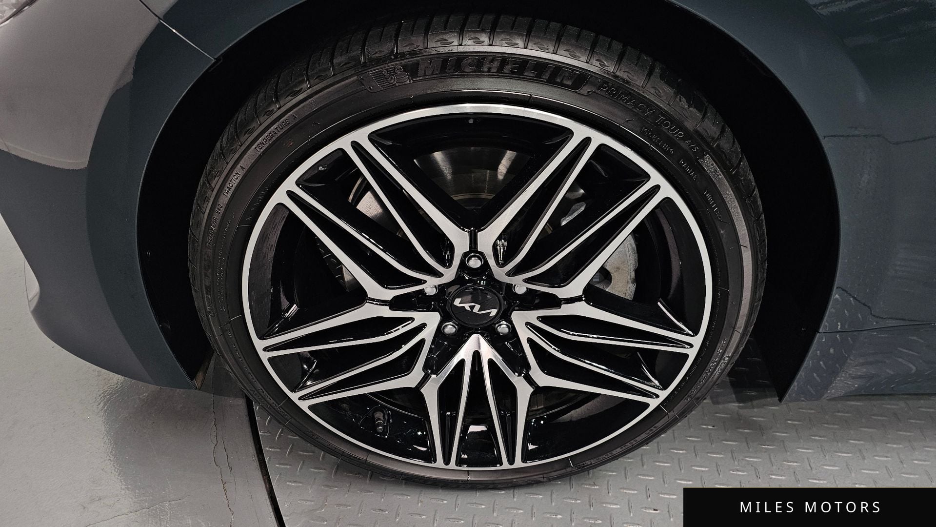 Kia Stinger 2023 — миниатюра 5