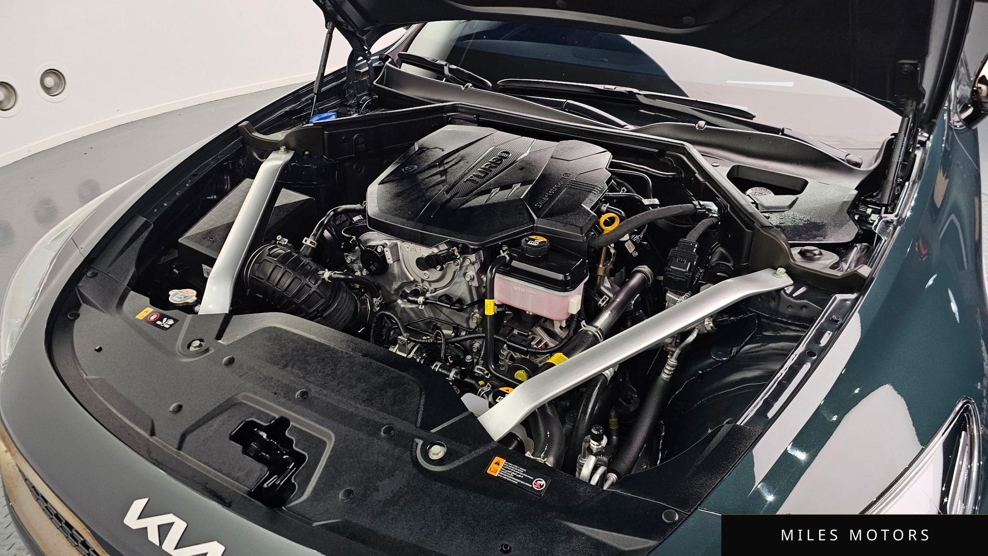 Kia Stinger 2023 — миниатюра 6