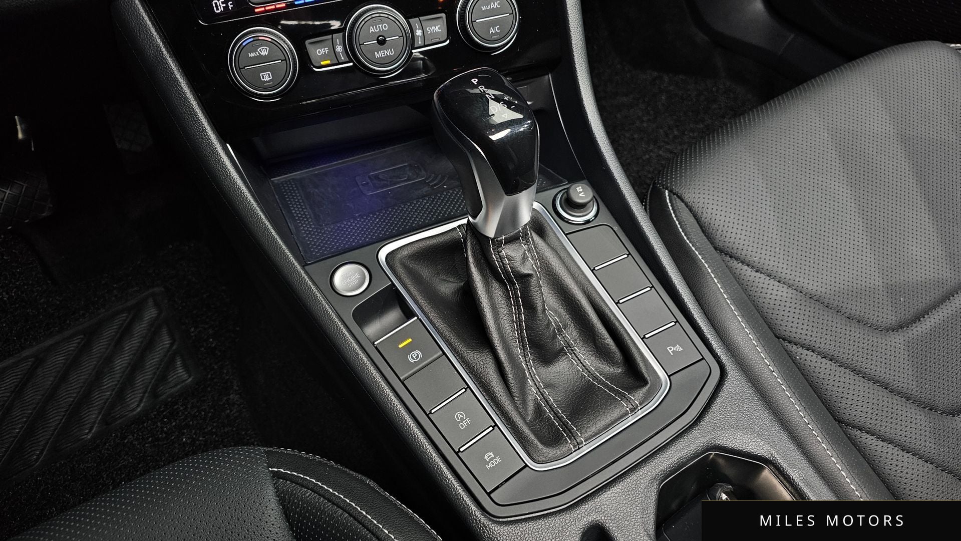 Volkswagen Jetta 2024 — миниатюра 9
