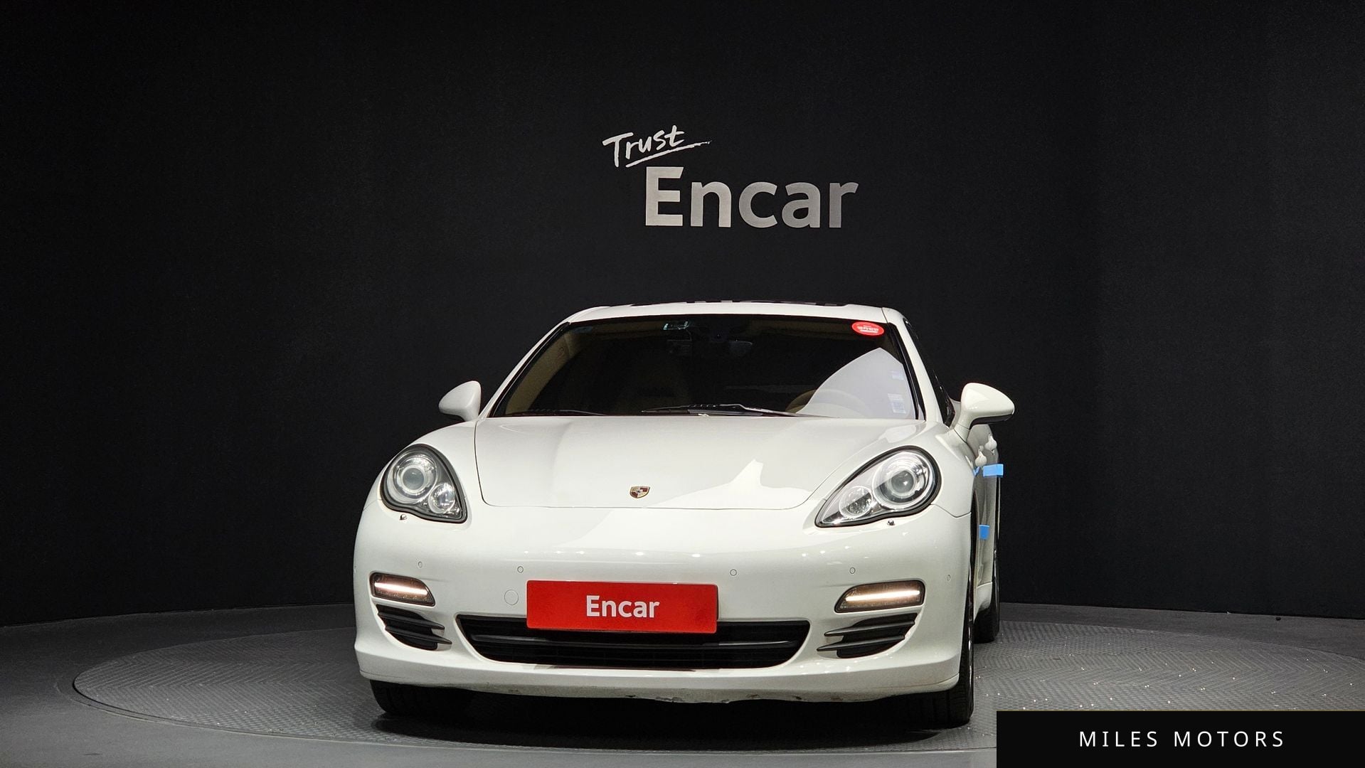 Porsche Panamera 2010 — миниатюра 3
