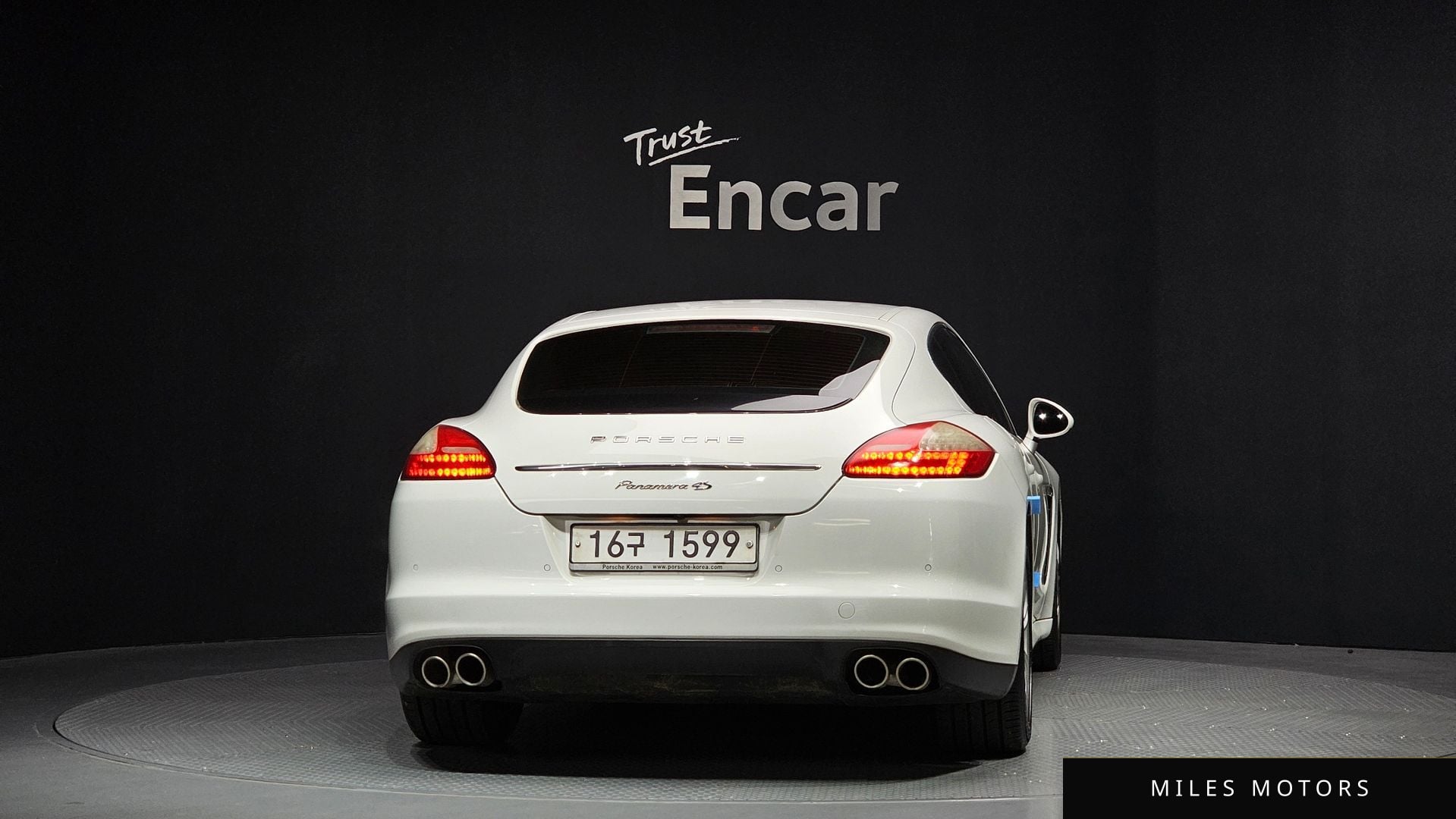 Porsche Panamera 2010 — миниатюра 4