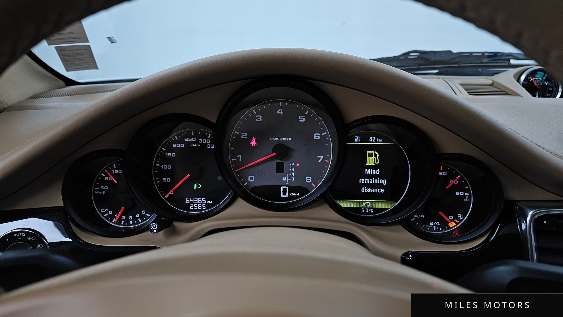 Porsche Panamera 2010 — миниатюра 8