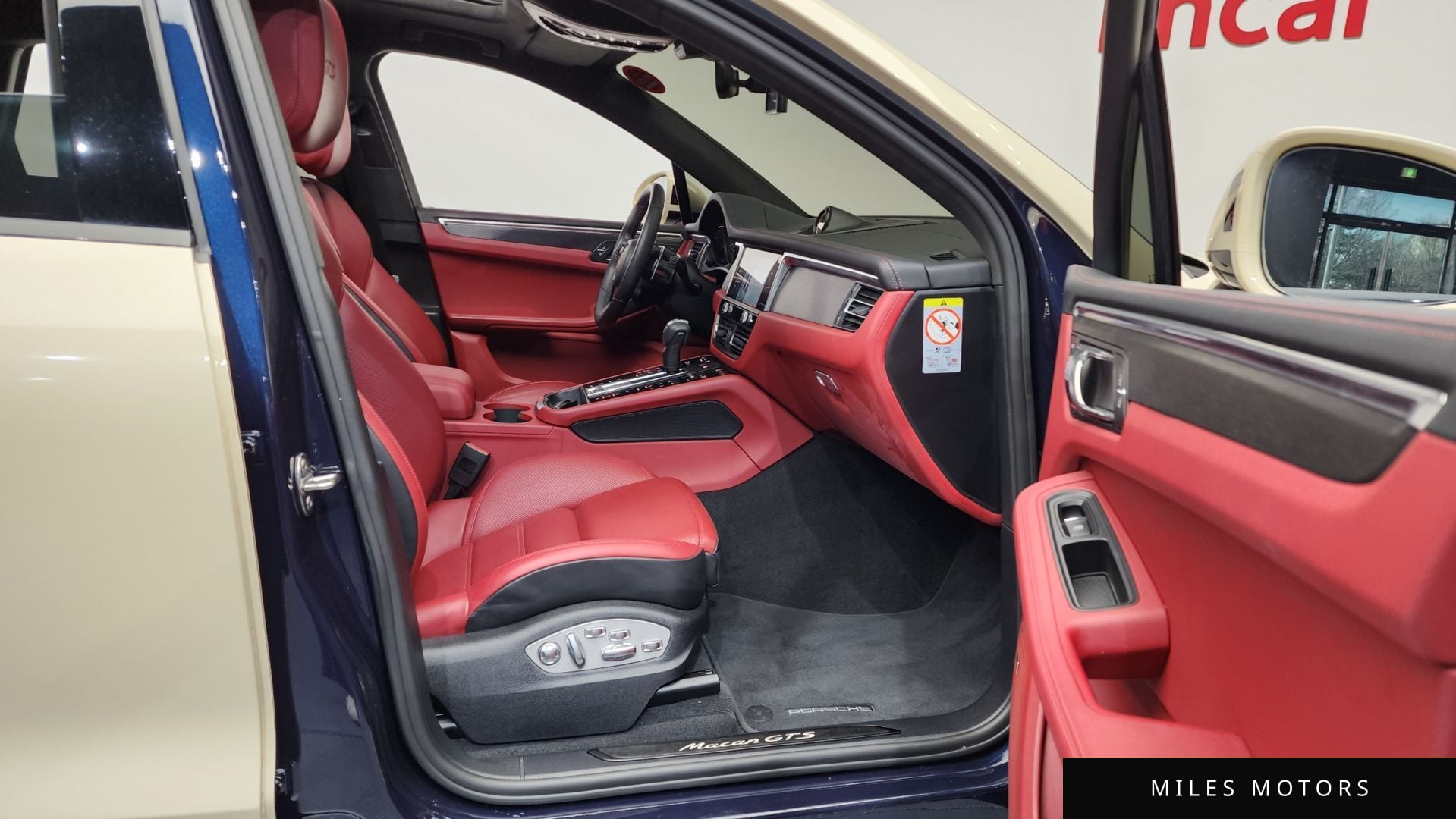 Porsche 마칸 2022 — миниатюра 11
