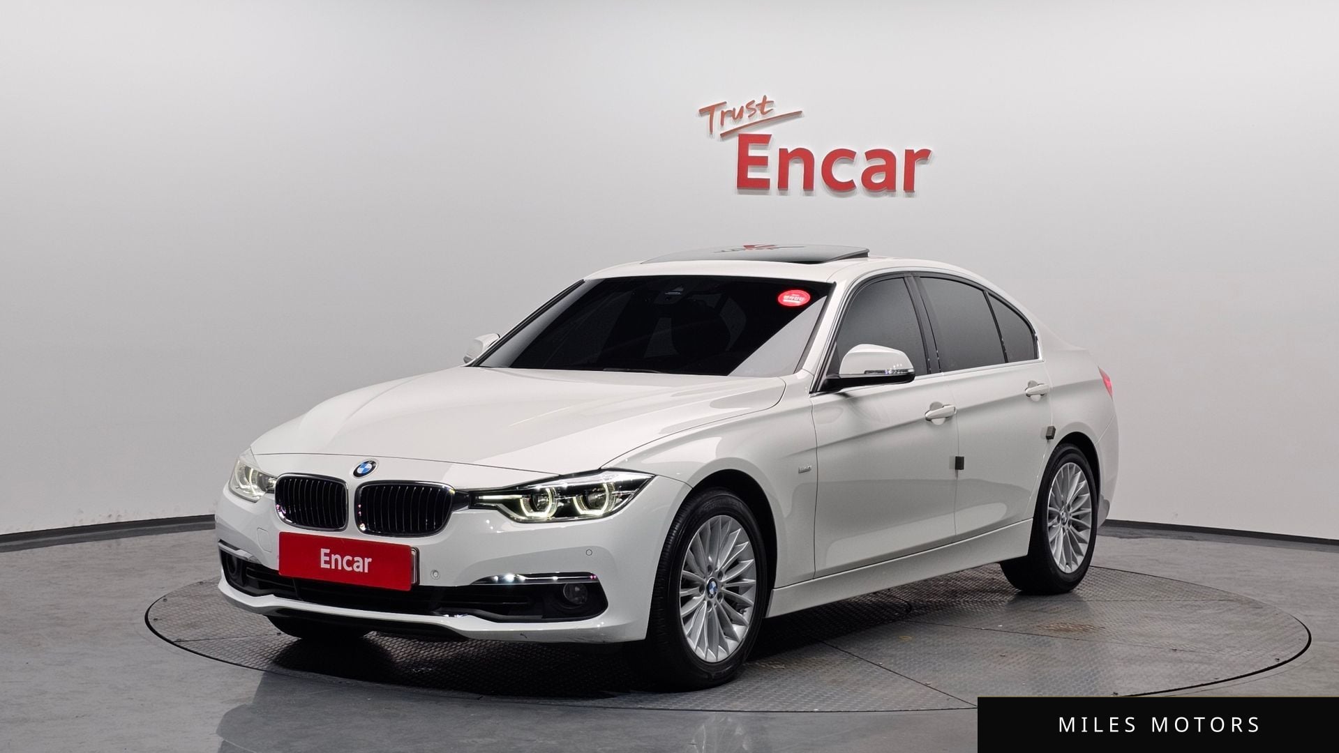 BMW 3 Series (F30) 2018 — фото 1 из 12