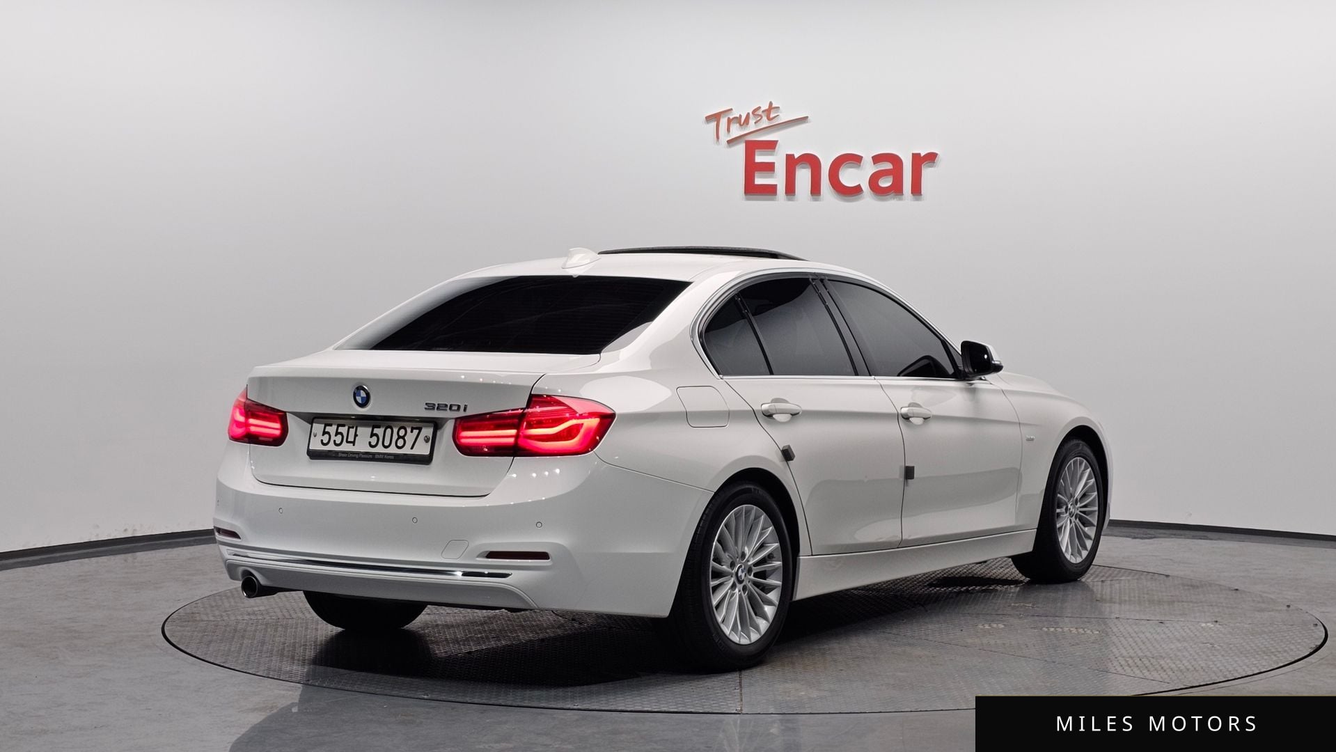 BMW 3 Series (F30) 2018 — миниатюра 2