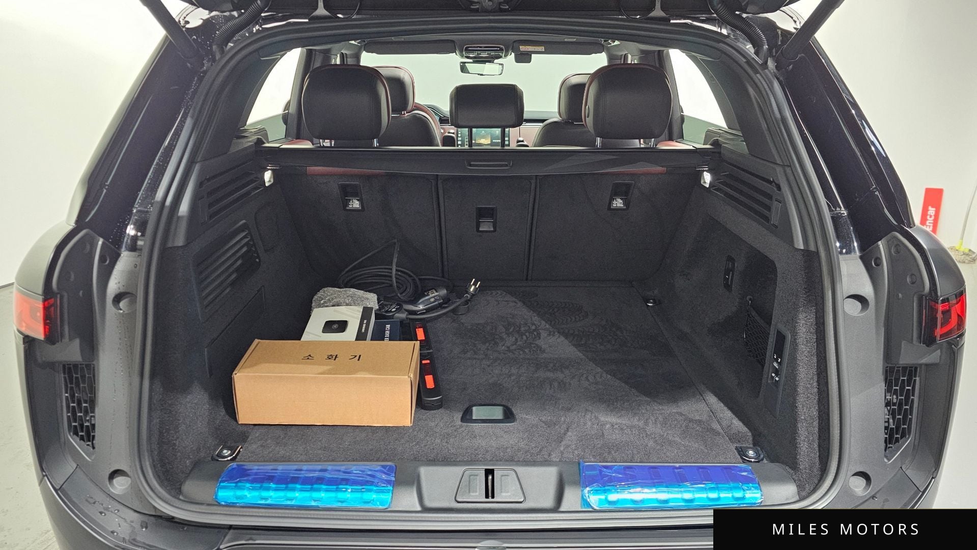 Land Rover Range Rover Sport 2025 — миниатюра 20