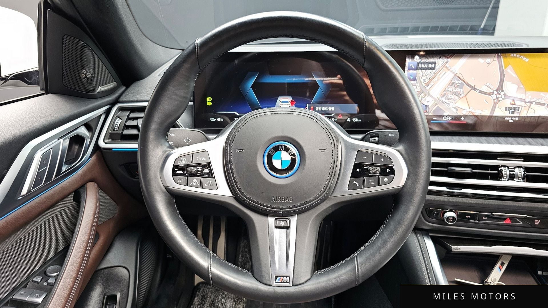 BMW i4 2023 — миниатюра 13