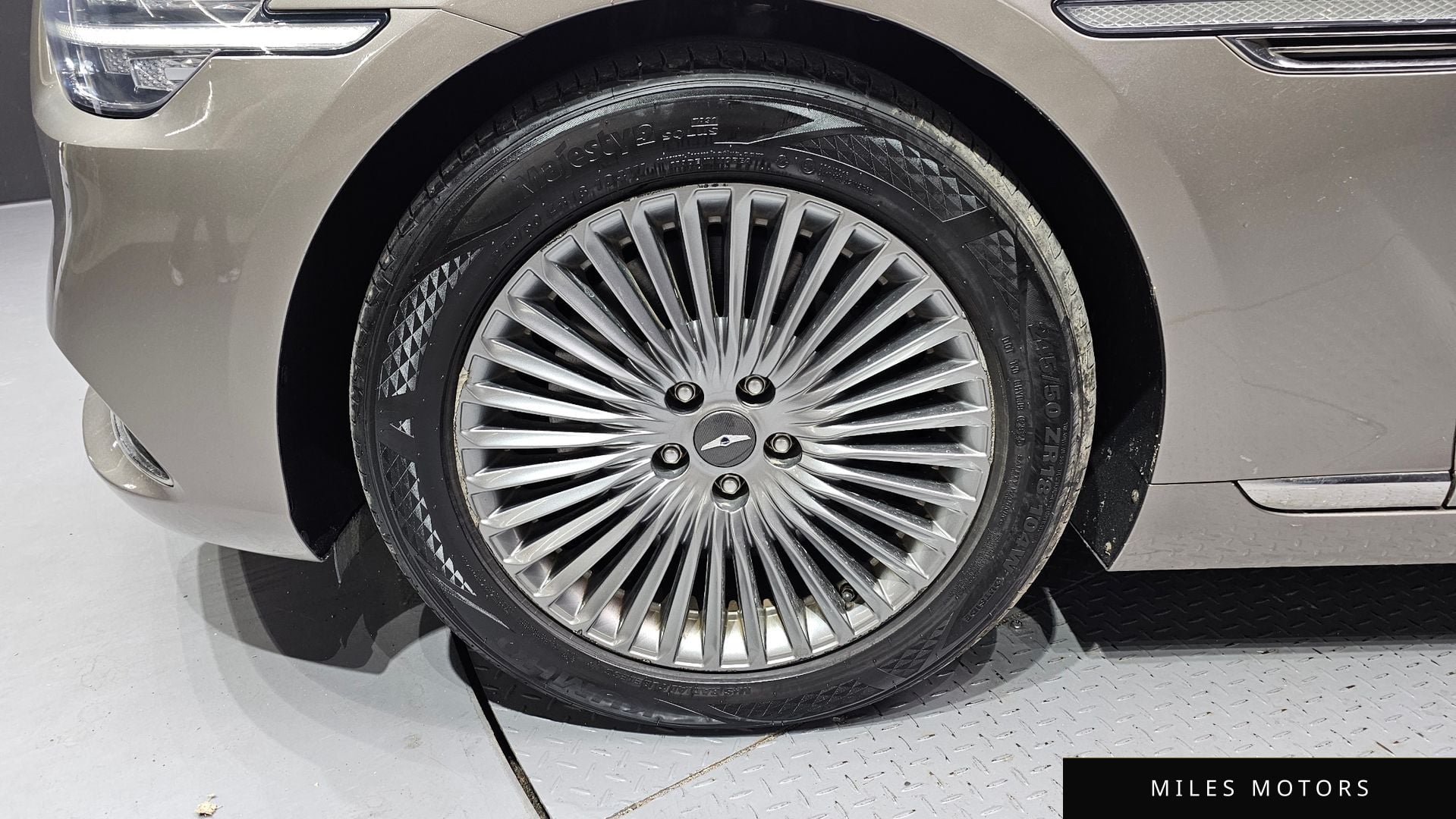 Genesis G90 2019 — миниатюра 5