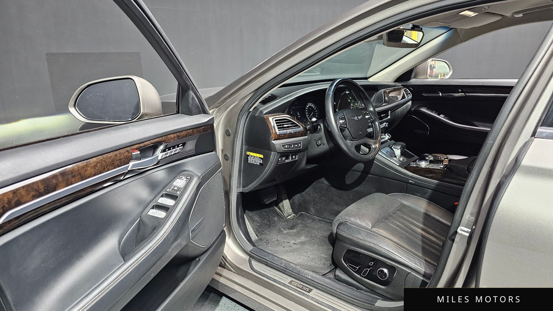 Genesis G90 2019 — миниатюра 10