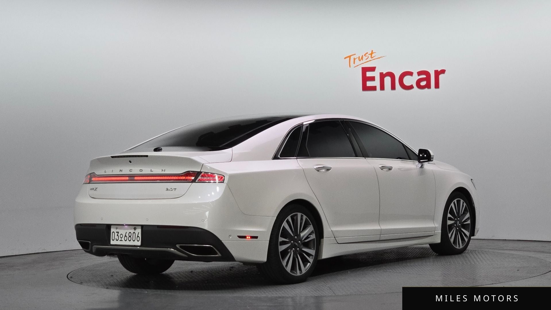 Lincoln MKZ 2019 — миниатюра 2