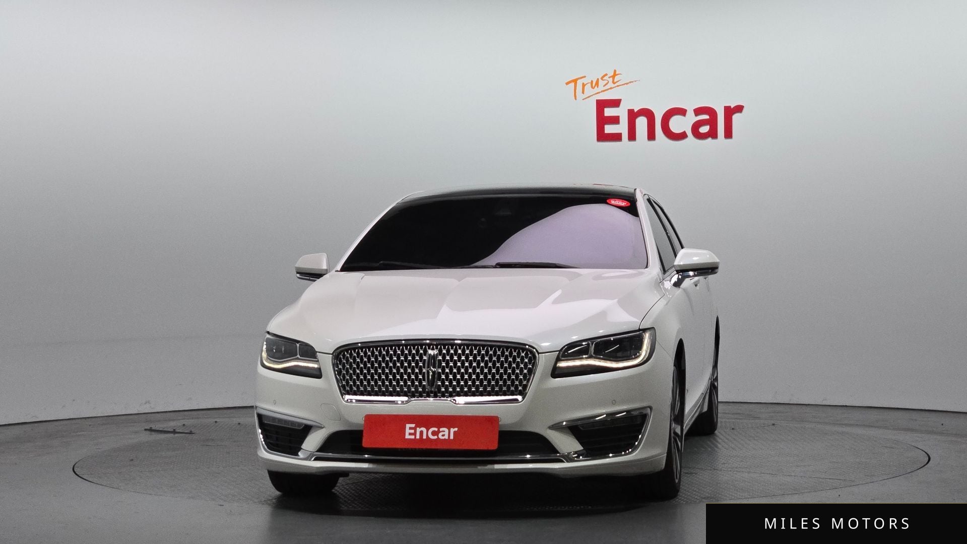 Lincoln MKZ 2019 — миниатюра 3