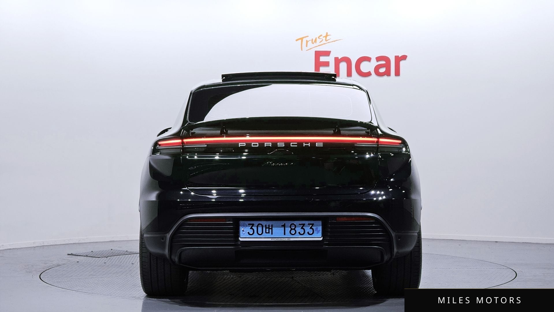 Porsche Macan 2025 — миниатюра 4