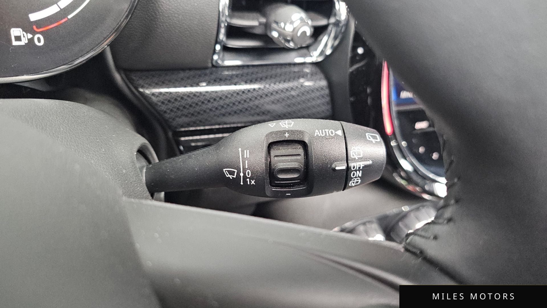MINI 쿠퍼 클럽맨 2021 — миниатюра 18