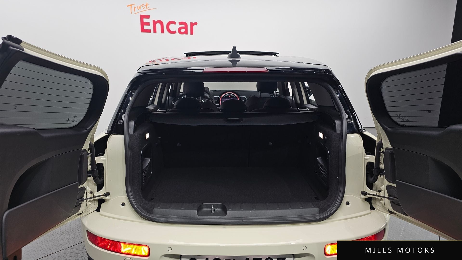 MINI 쿠퍼 클럽맨 2021 — миниатюра 20