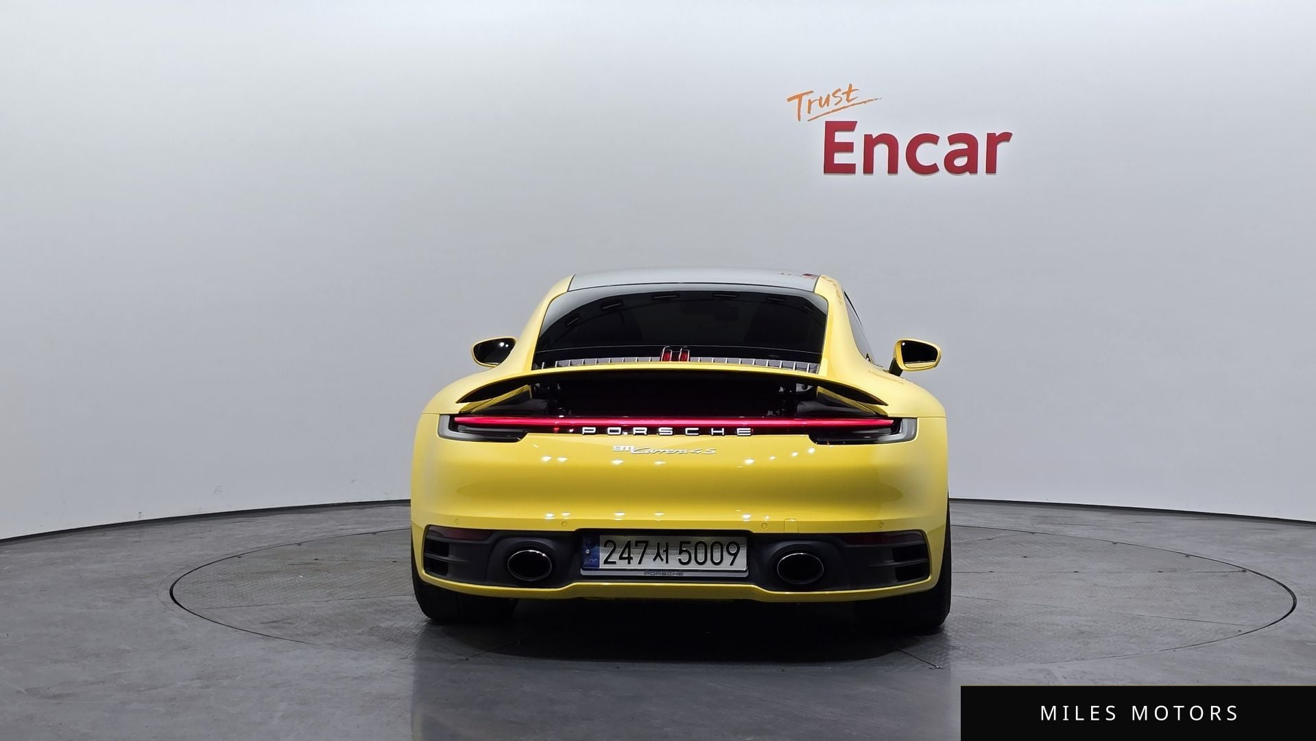Porsche 911 (992) 2021 — миниатюра 4