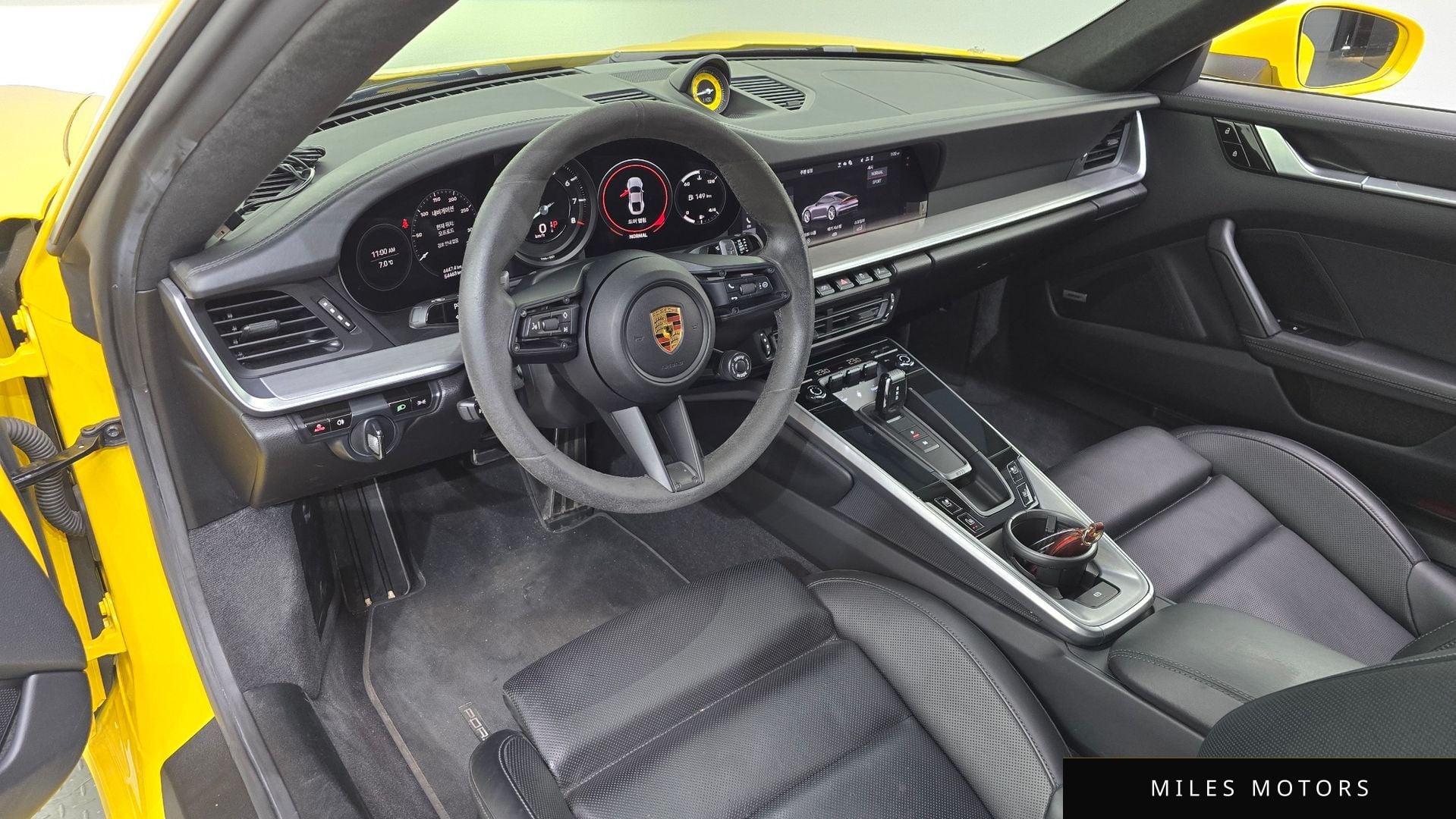 Porsche 911 (992) 2021 — миниатюра 7