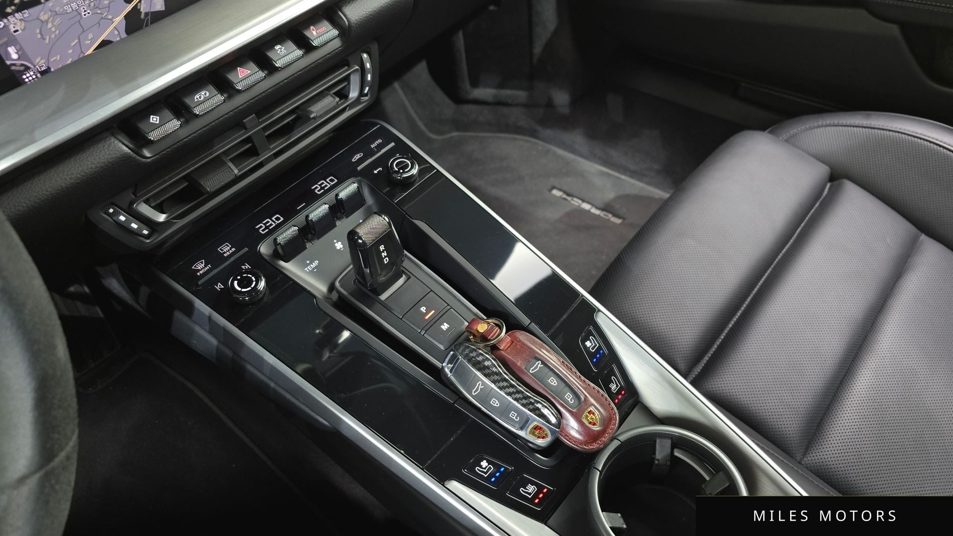 Porsche 911 (992) 2021 — миниатюра 9