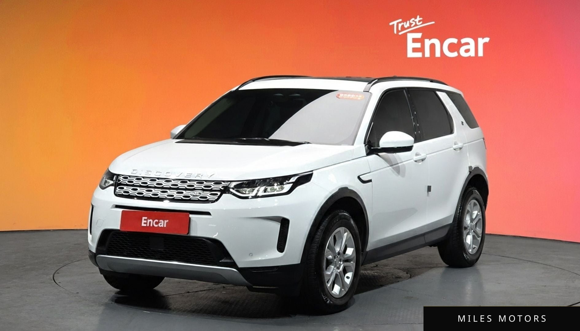 Land Rover Discovery Sport 2023 — миниатюра 10