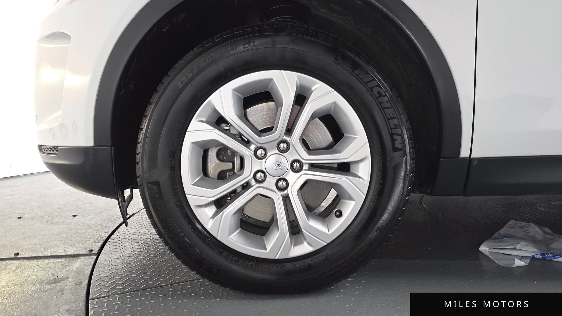 Land Rover Discovery Sport 2023 — миниатюра 4