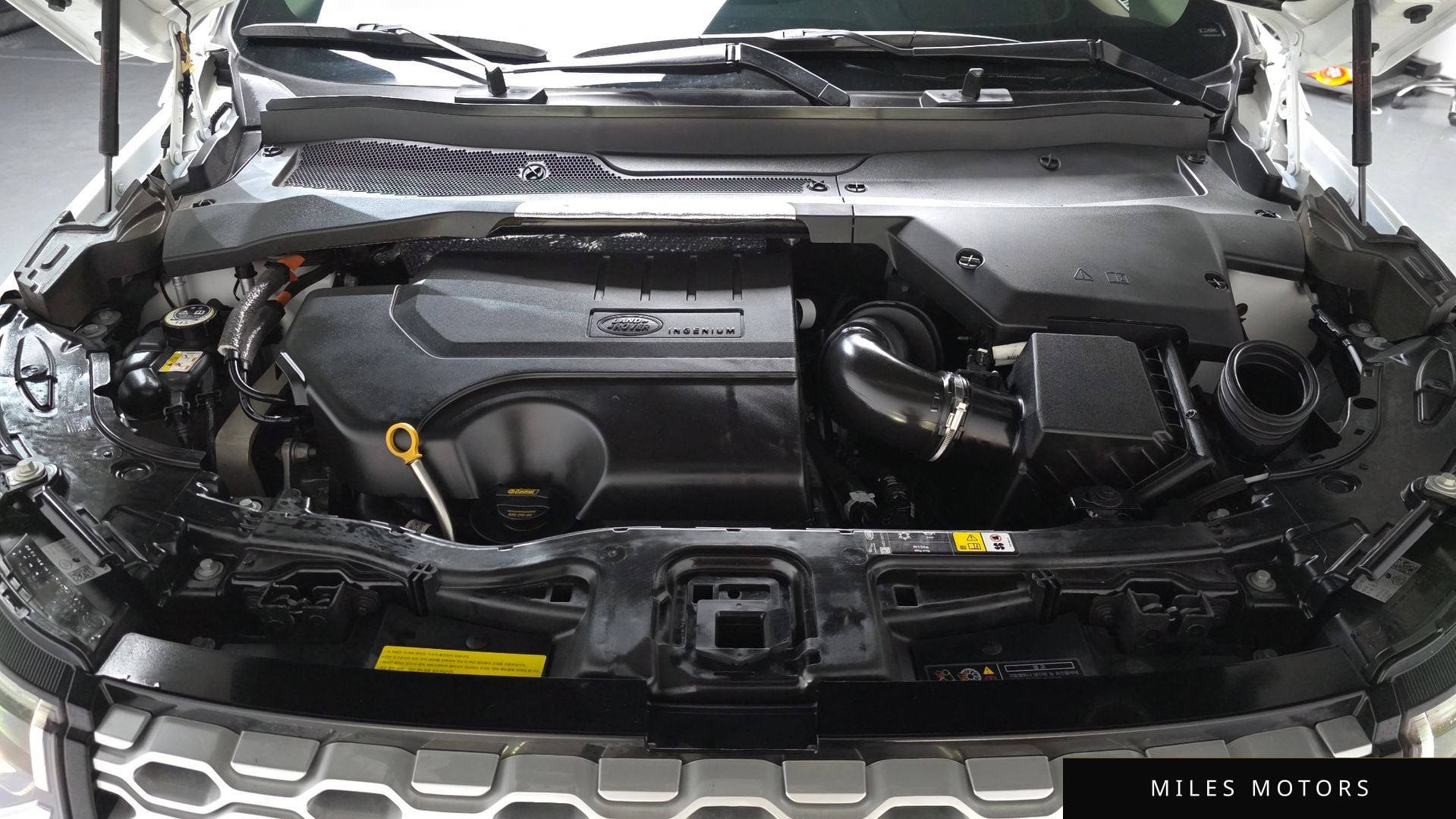 Land Rover Discovery Sport 2023 — миниатюра 5