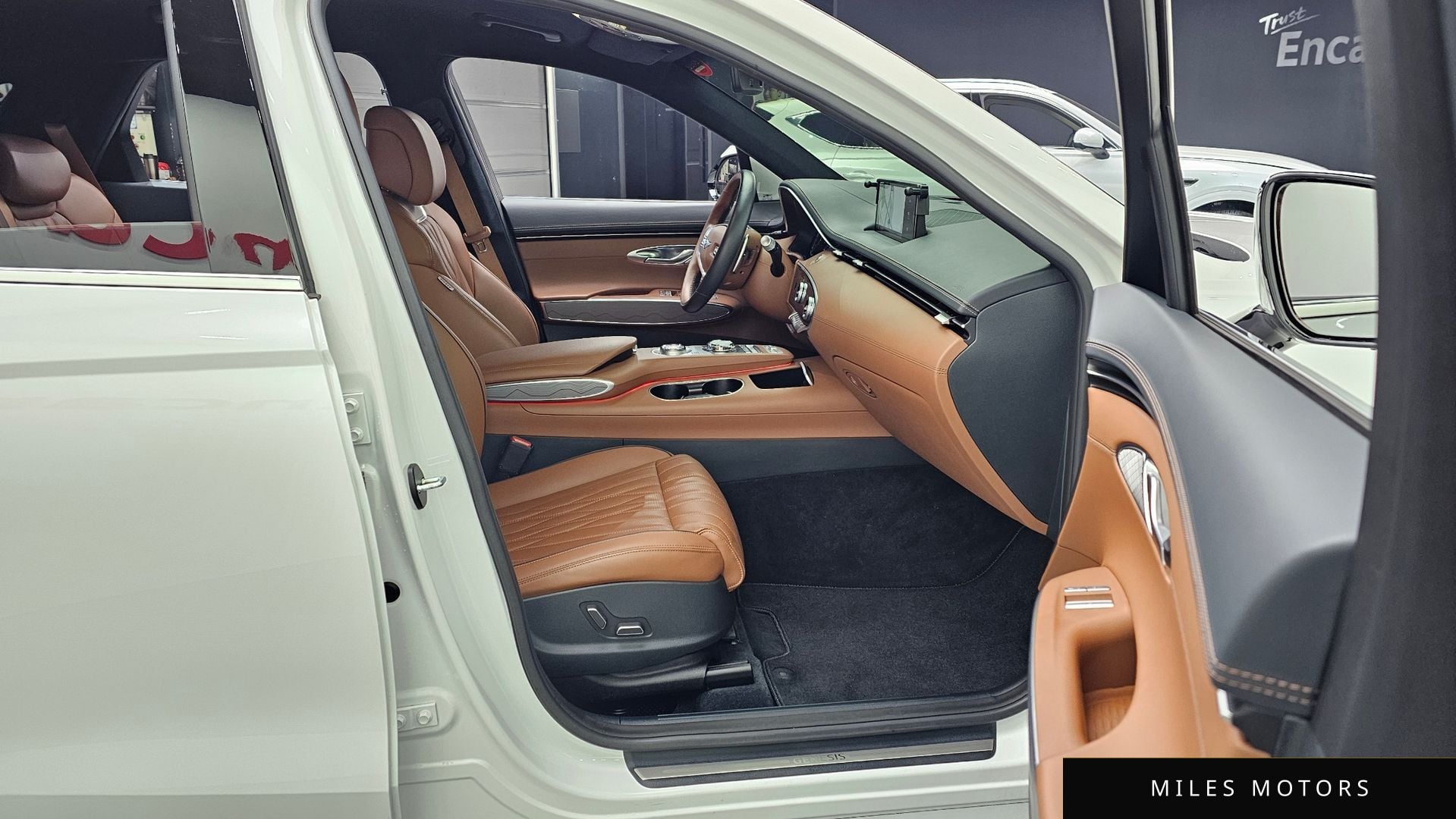 Genesis GV70 2022 — миниатюра 11