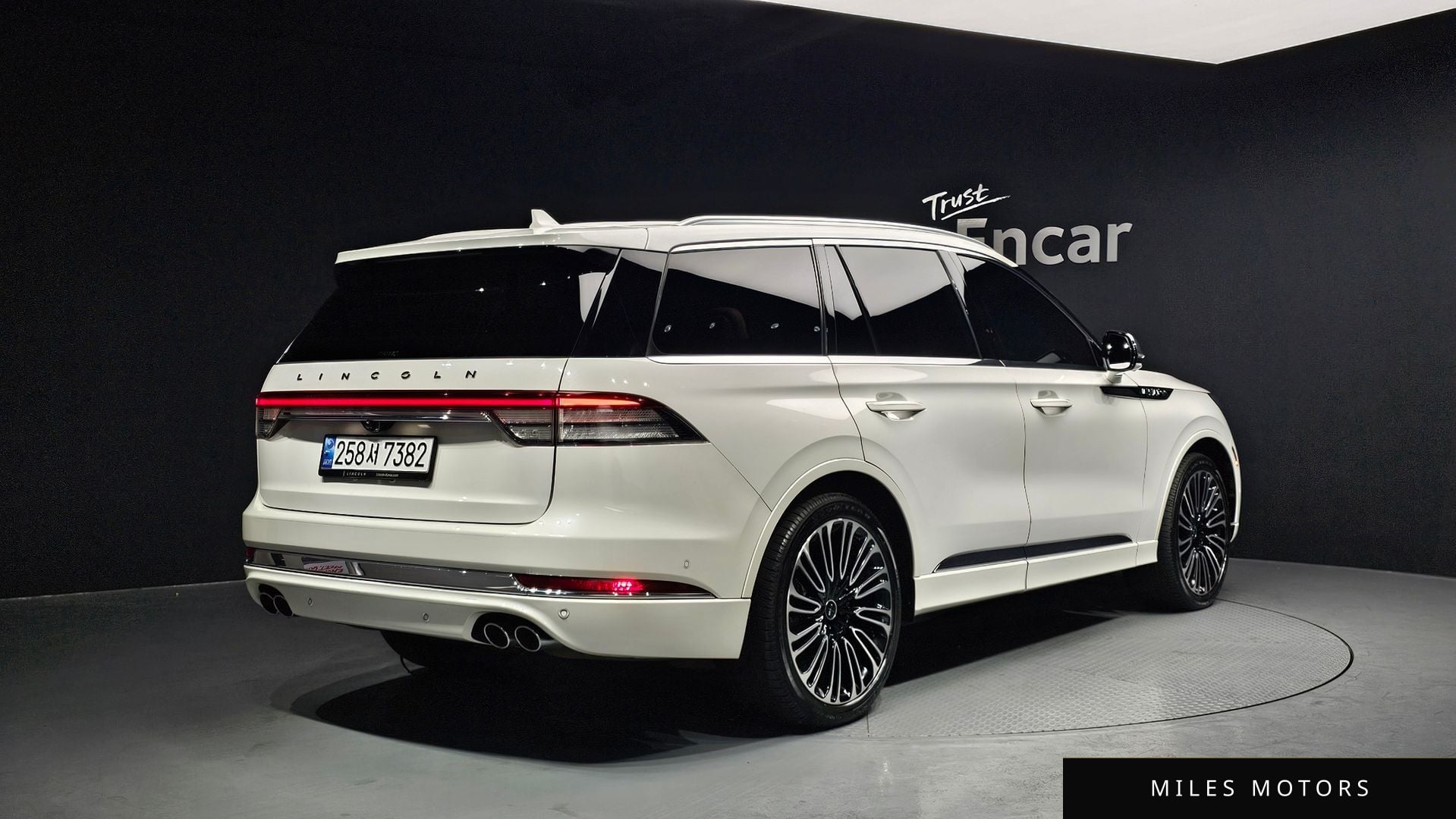 Lincoln 에비에이터 2020 — миниатюра 2