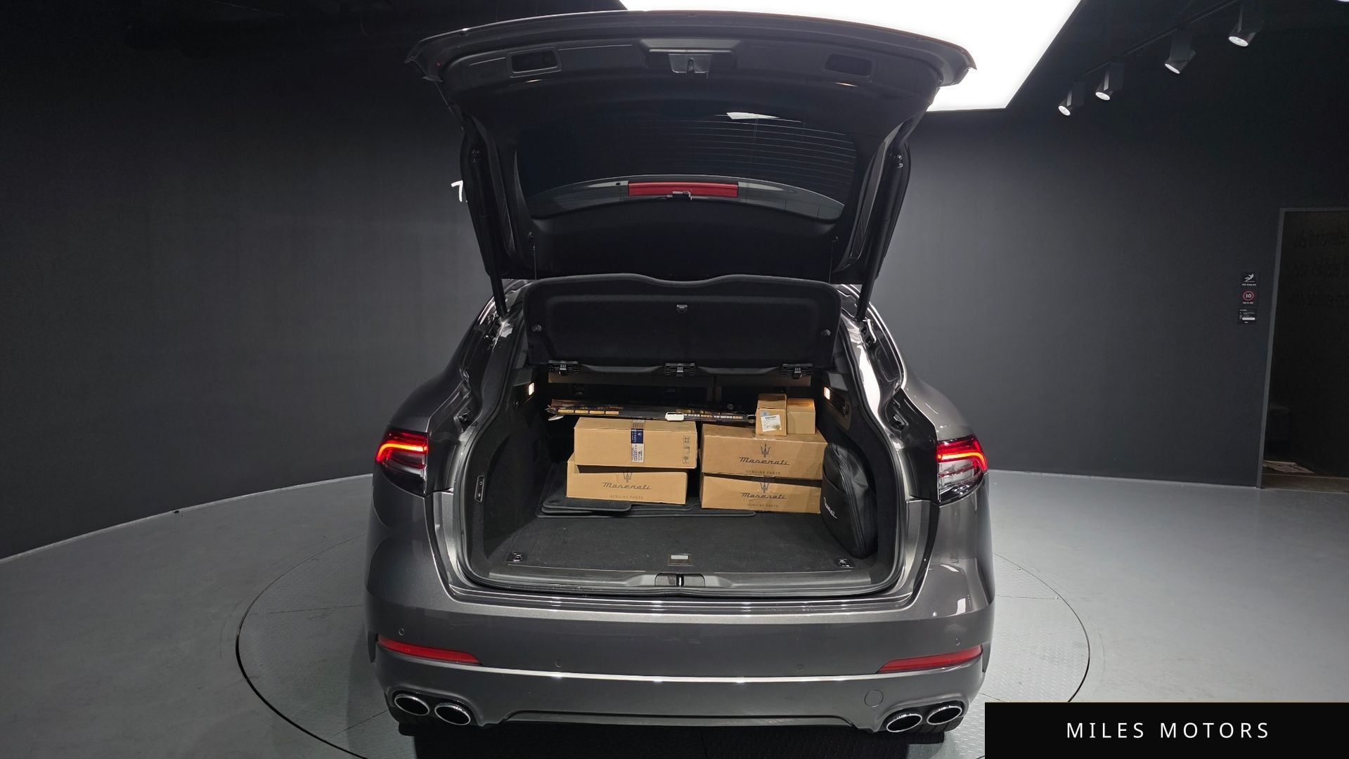 Maserati 르반떼 2022 — миниатюра 20