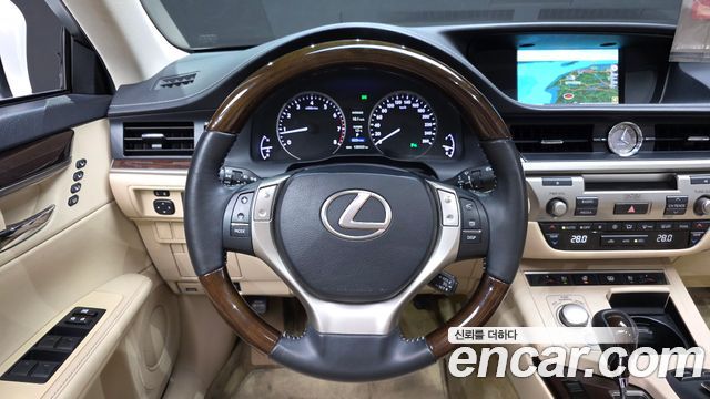 Лексус ES350 2013 — миниатюра 13