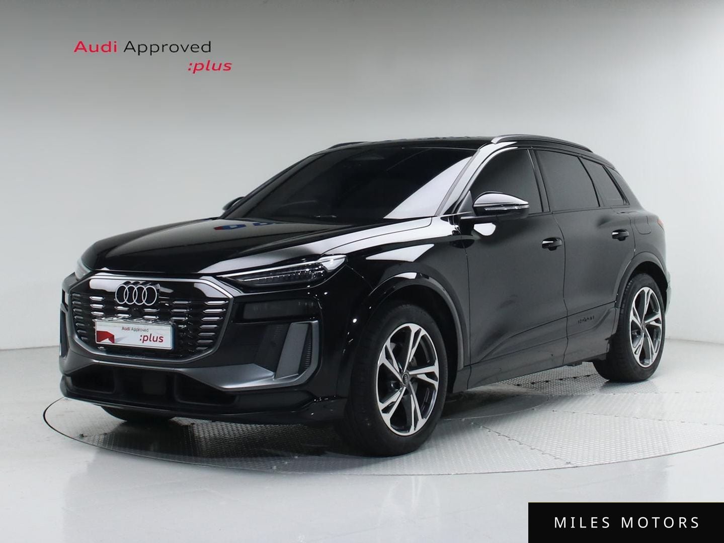 Audi Q6 e-tron 2025