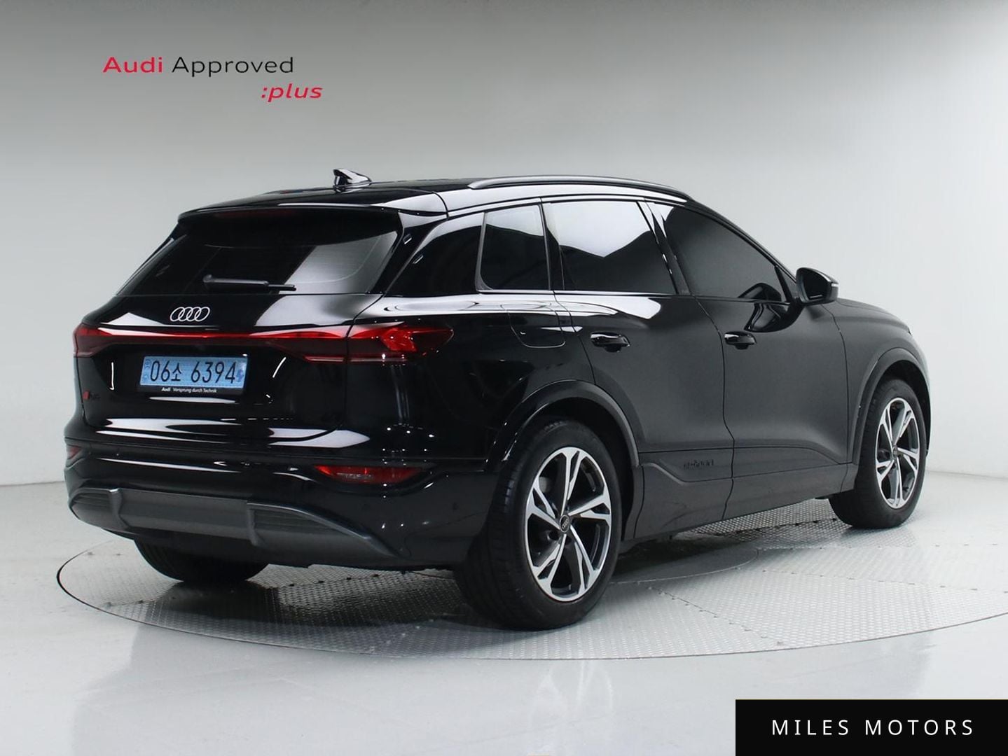 Audi Q6 e-tron 2025 — миниатюра 2