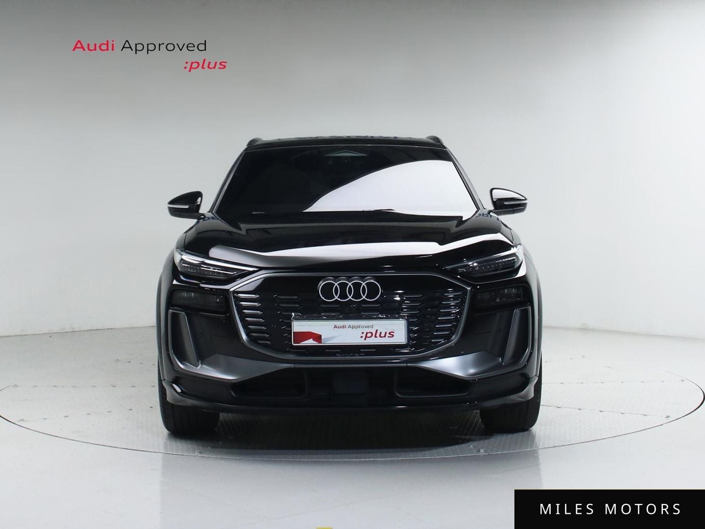 Audi Q6 e-tron 2025 — миниатюра 3