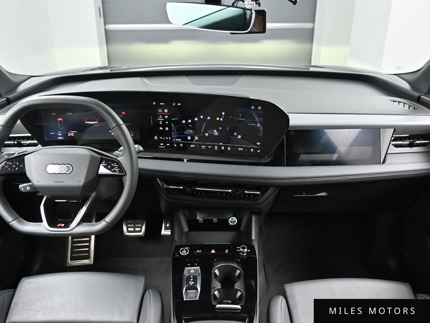 Audi Q6 e-tron 2025 — миниатюра 7