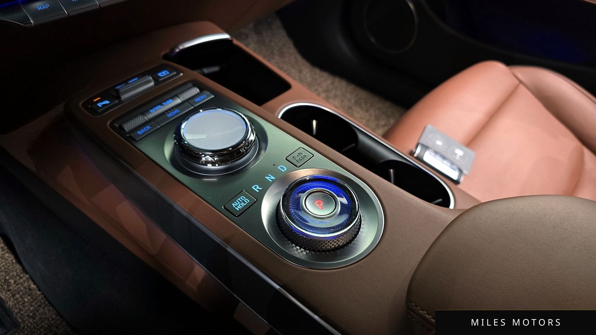 Genesis GV70 2024 — миниатюра 9