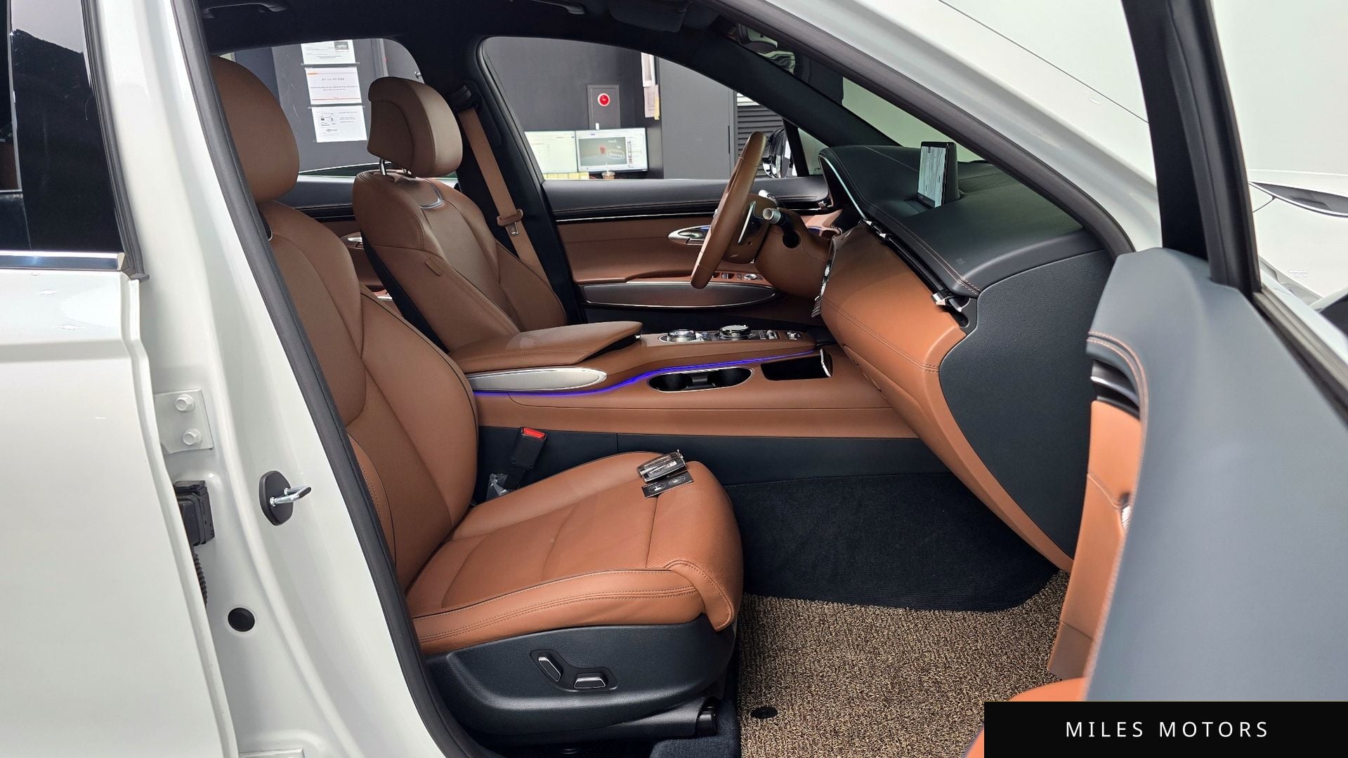 Genesis GV70 2024 — миниатюра 10