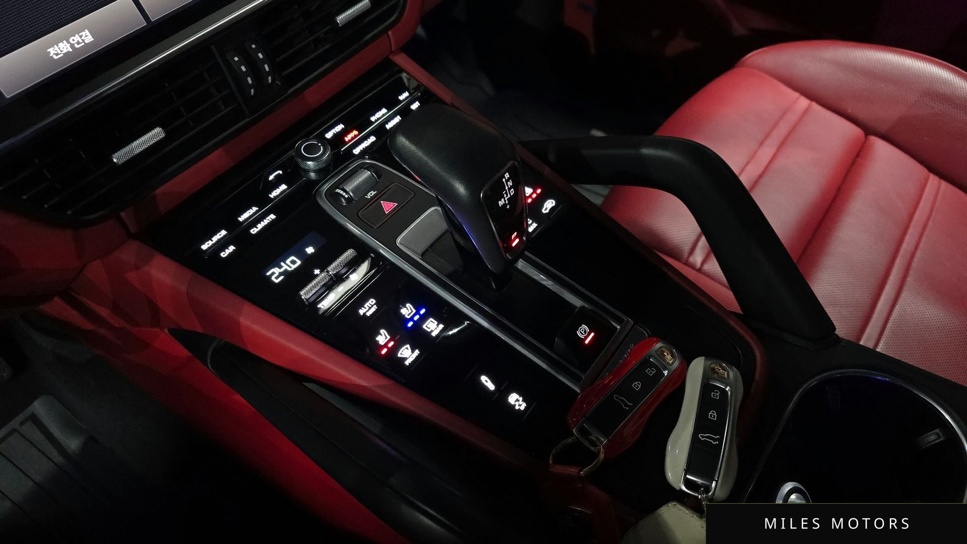 Porsche Cayenne 2022 — миниатюра 9