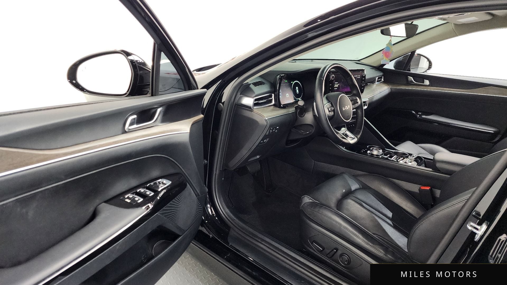 Kia K5 2023 — миниатюра 10
