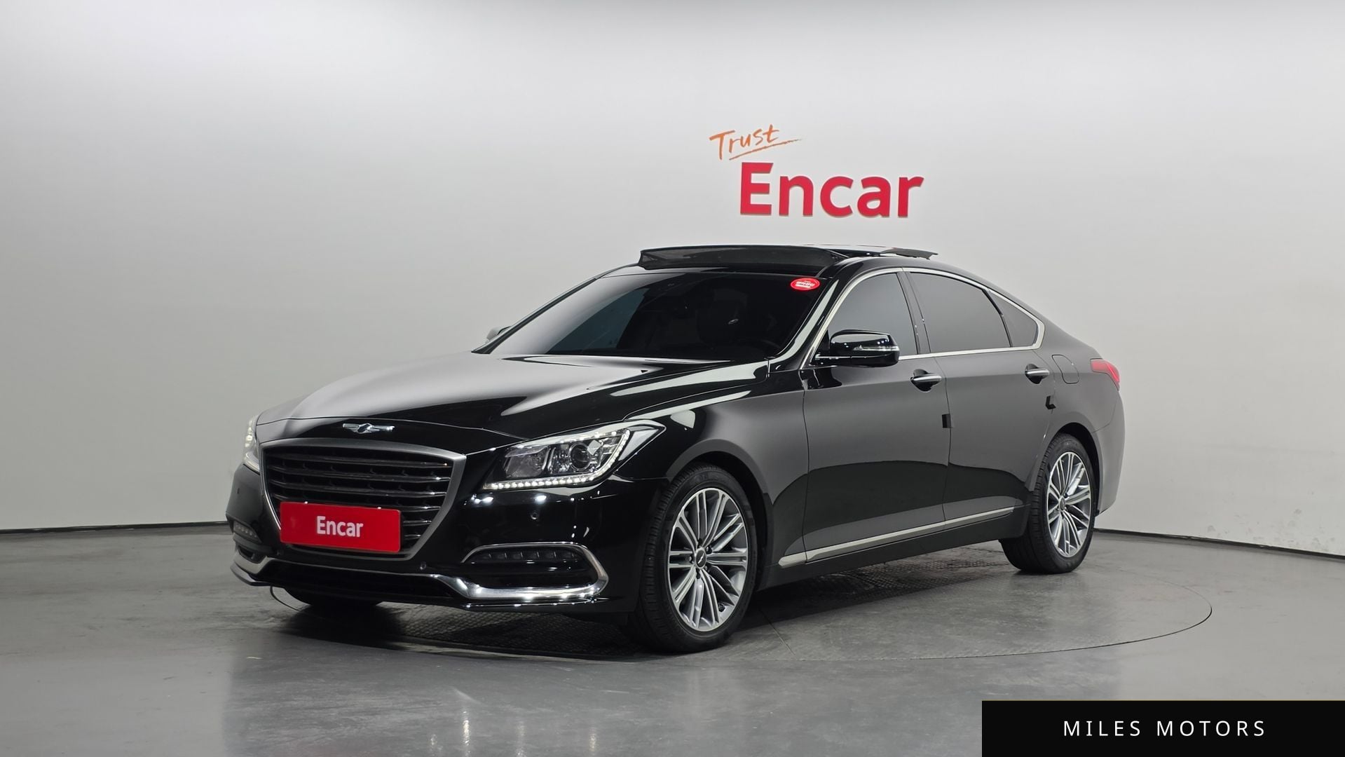 Genesis G80 2018 — фото 1 из 12