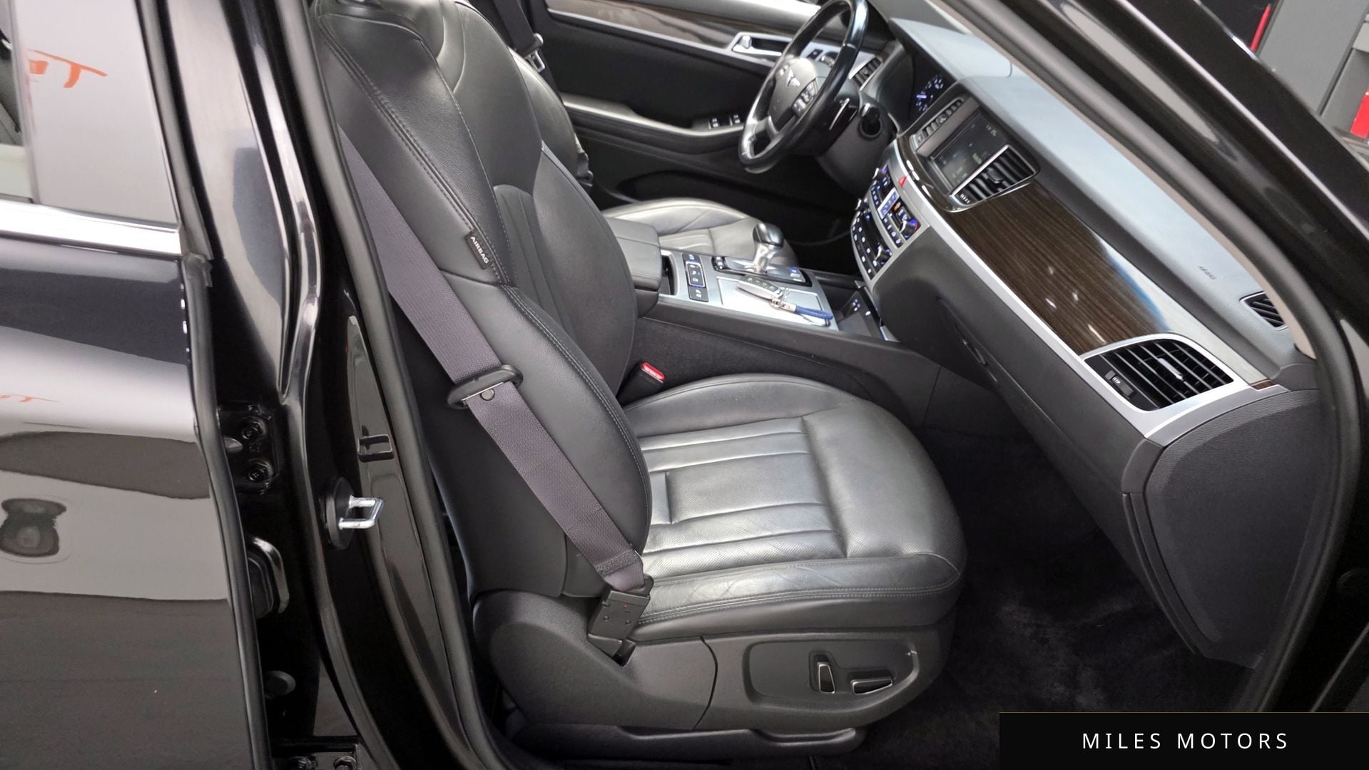 Genesis G80 2018 — миниатюра 12
