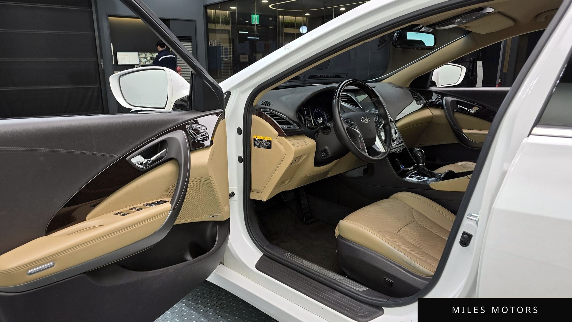 Hyundai Grandeur 2015 — миниатюра 11