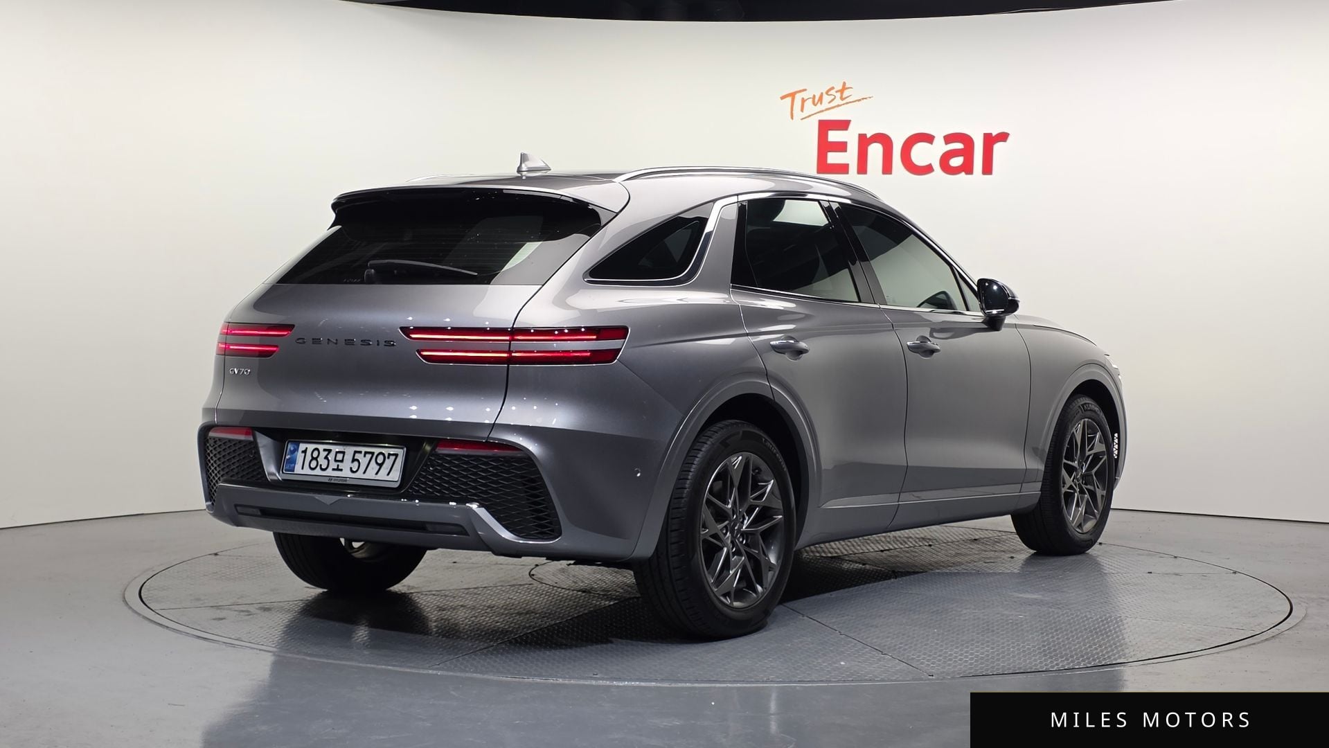 Genesis GV70 2021 — миниатюра 2