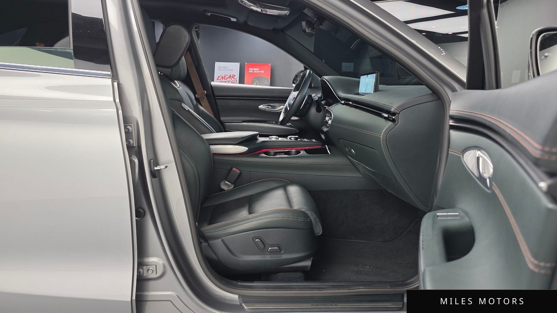 Genesis GV70 2021 — миниатюра 11