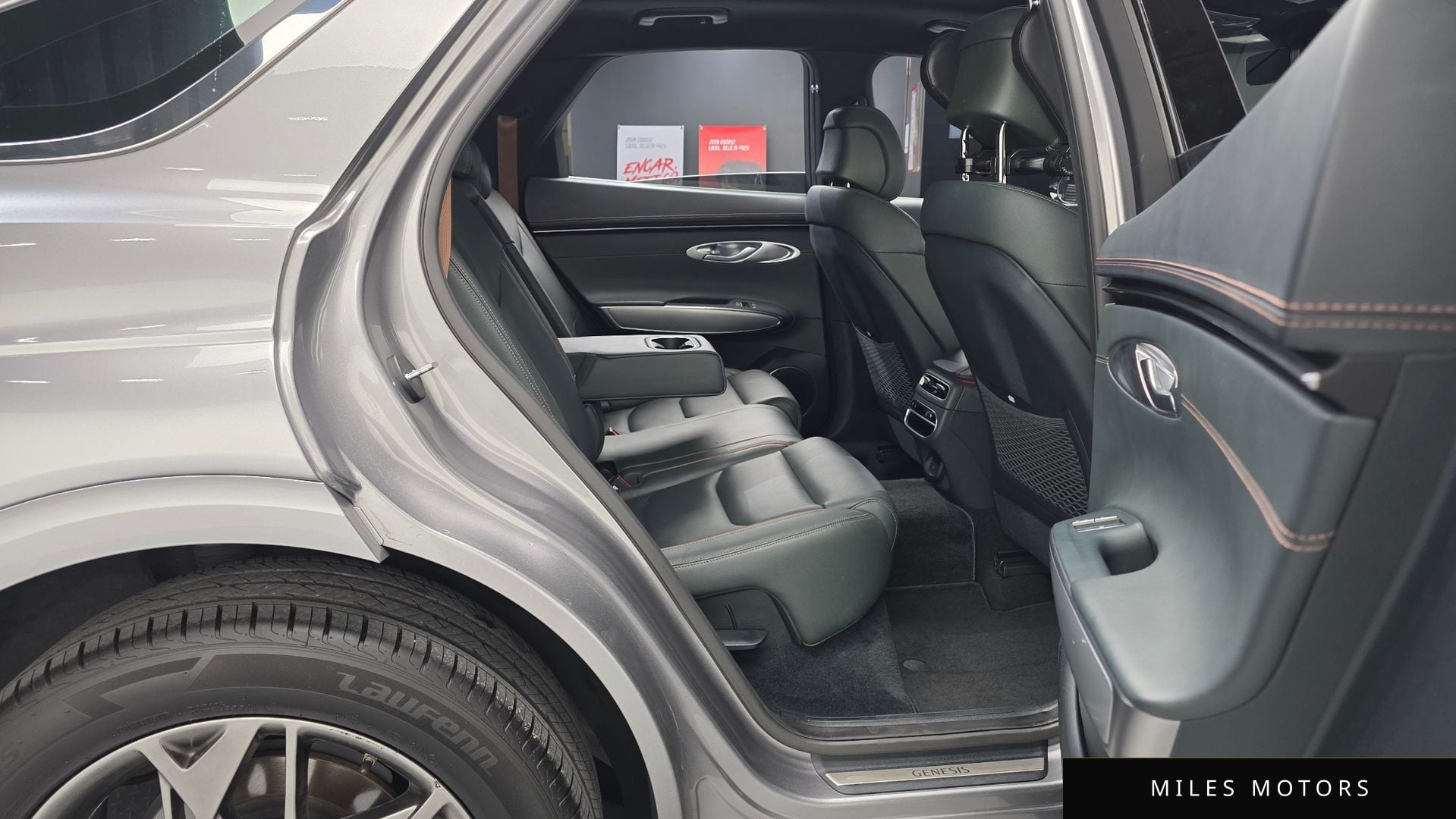 Genesis GV70 2021 — миниатюра 12