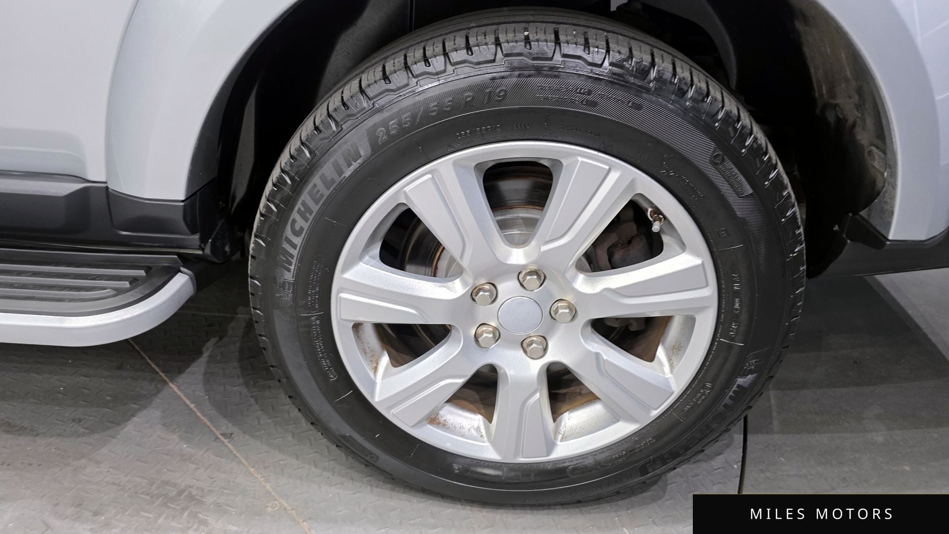 Land Rover Discovery 2015 — миниатюра 5