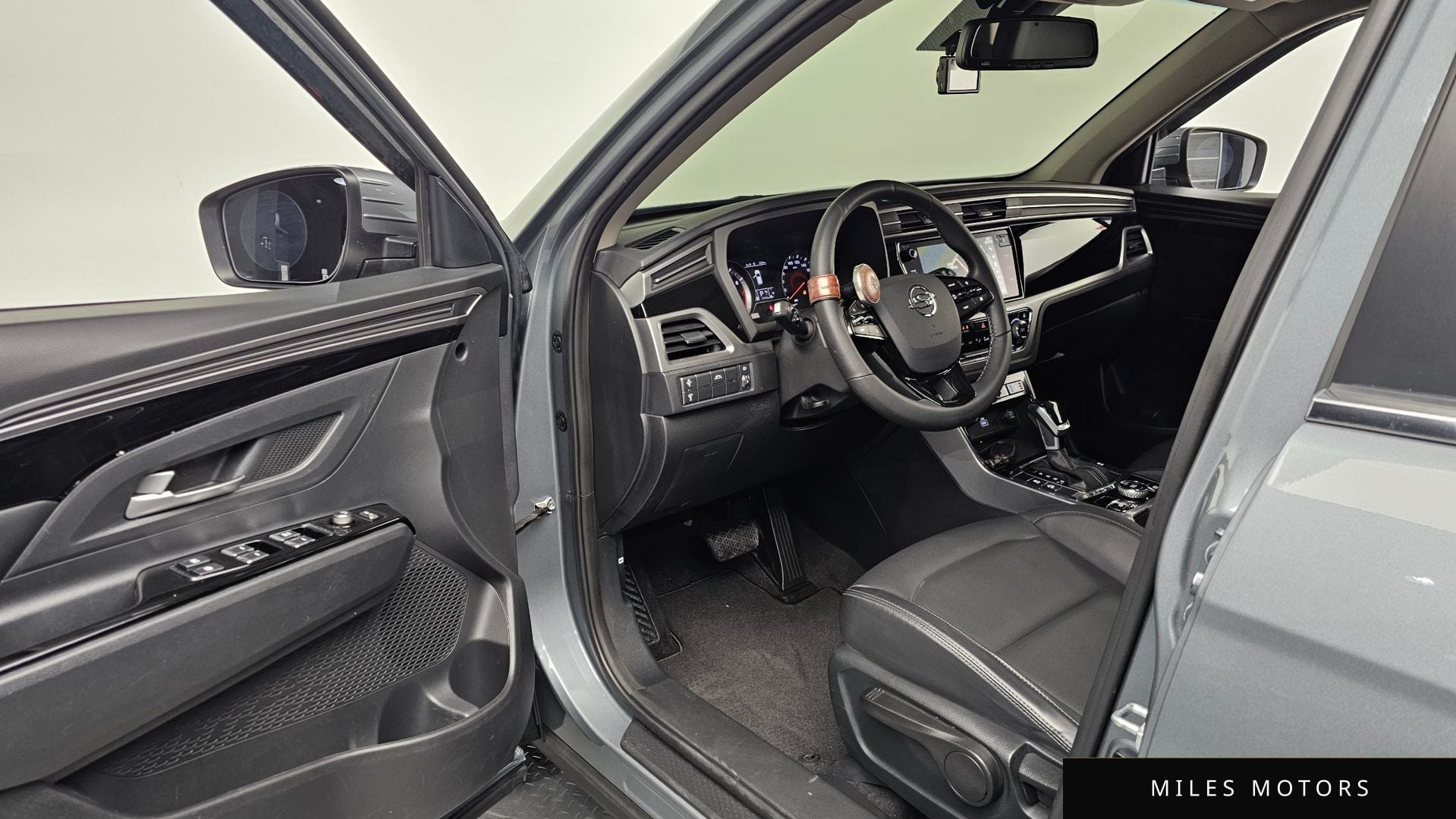 KG Mobility Beautiful Korando 2022 — миниатюра 10