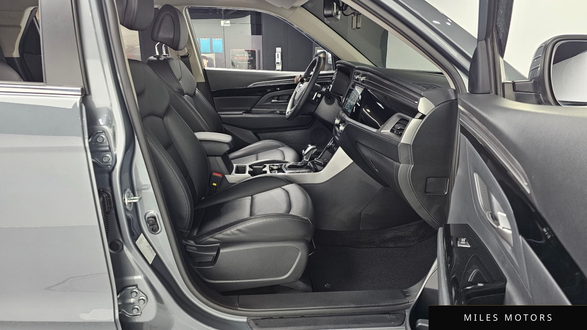 KG Mobility Beautiful Korando 2022 — миниатюра 11