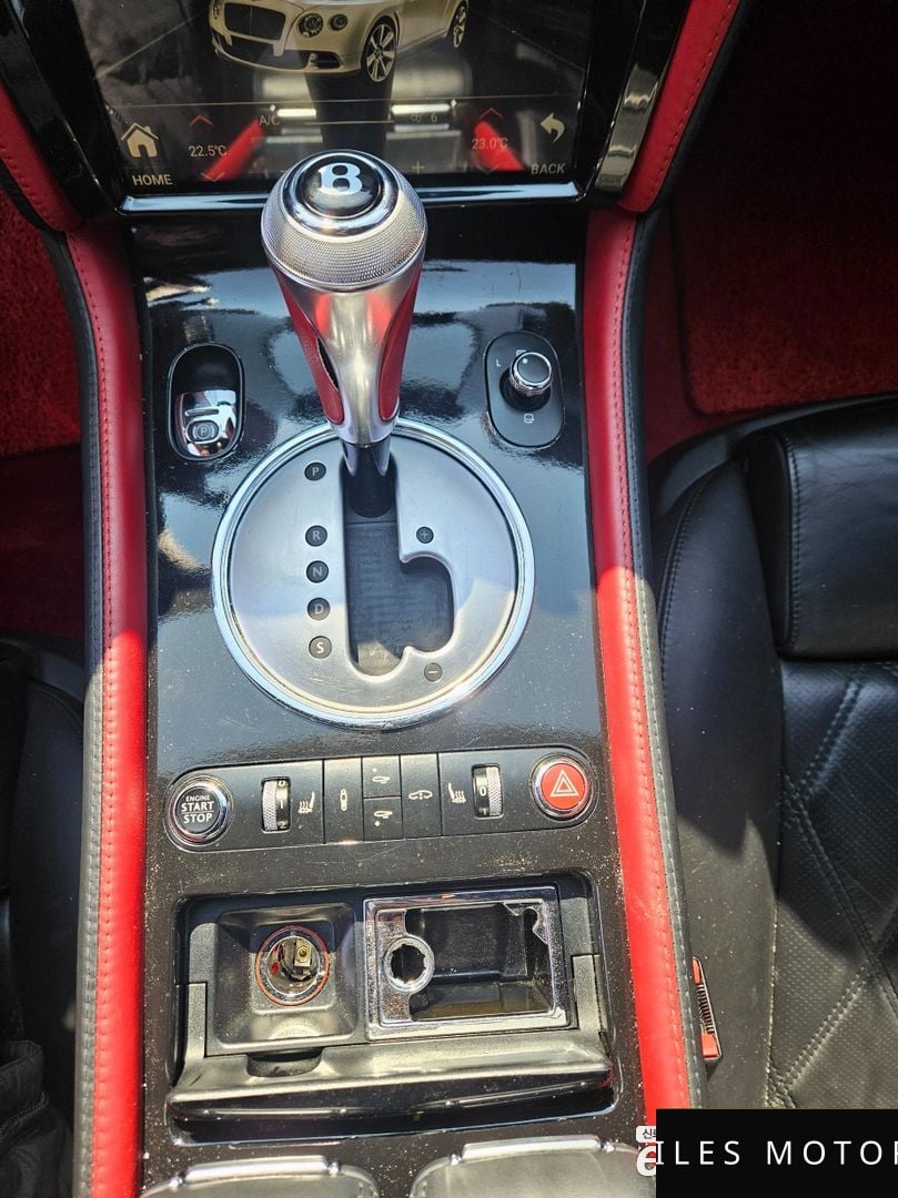 Bentley Continental GT 2010 — миниатюра 11