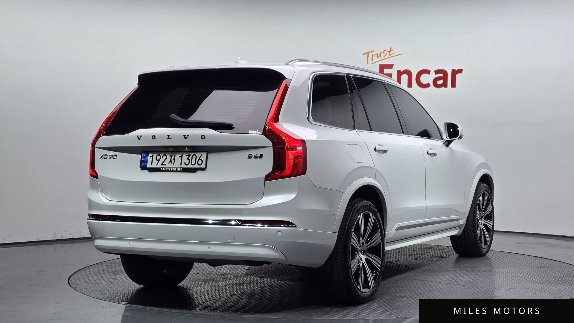 Volvo XC90 2023 — миниатюра 2