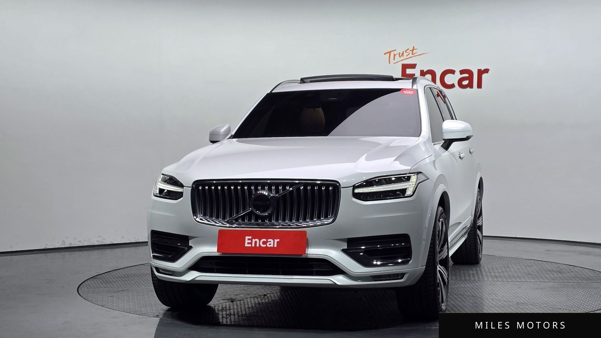 Volvo XC90 2023 — миниатюра 3