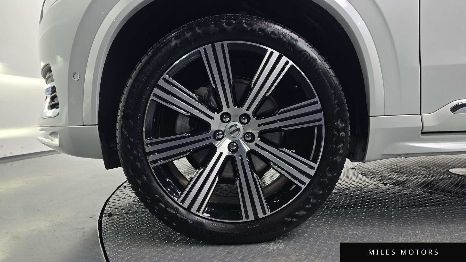 Volvo XC90 2023 — миниатюра 5
