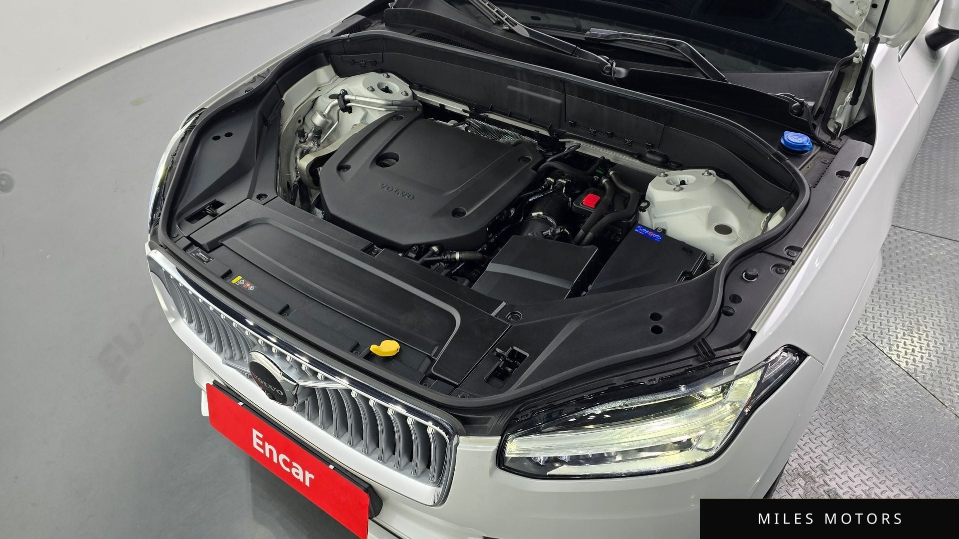 Volvo XC90 2023 — миниатюра 6